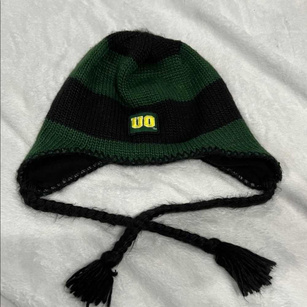 Columbia Oregon Ducks Green and Black Knit Beanie with Ear Flaps